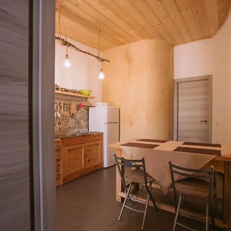 Virginia Lodge Ragusa